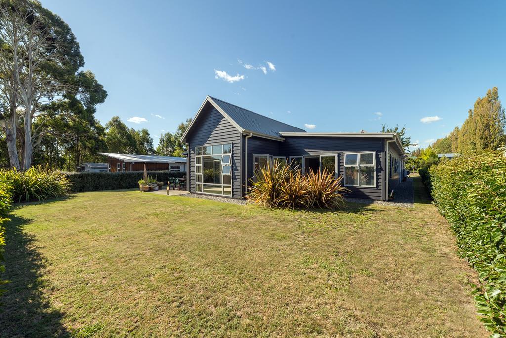 Lupin Lodge Bed & Breakfast Taupo Dış mekan fotoğraf