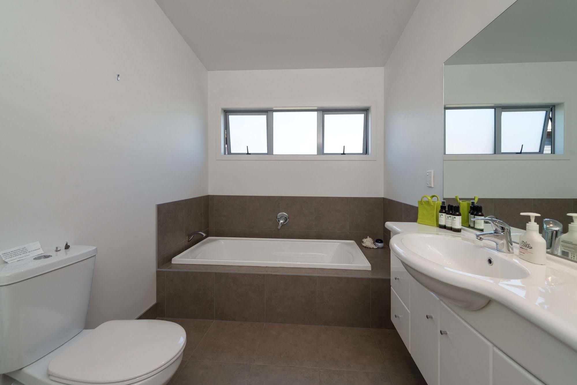 Lupin Lodge Bed & Breakfast Taupo Dış mekan fotoğraf